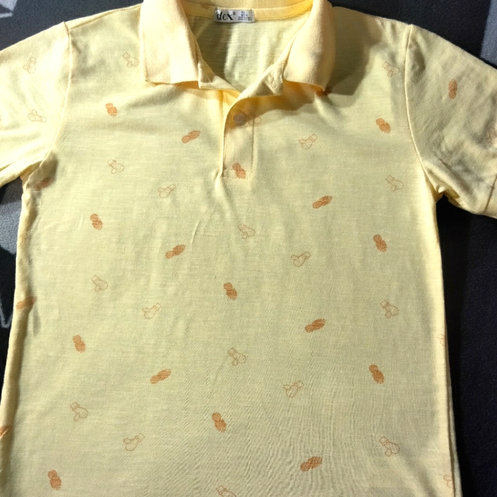 Dex yellow shirt for boys. Pre-loved. View  pictures